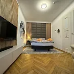 Isartor - Shared Bathroom Accommodatie bij particulieren *