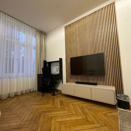 Isartor - Shared Bathroom Privat bolig