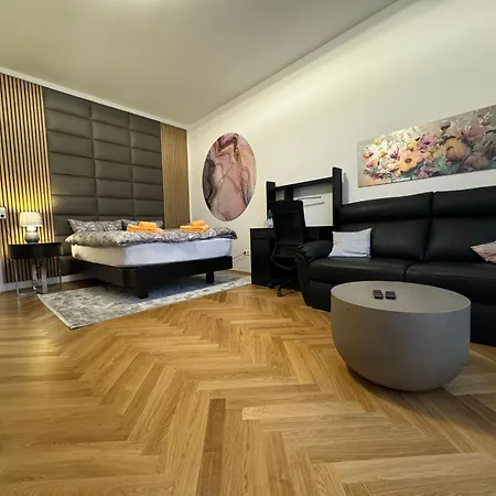 Isartor - Shared Bathroom Μόναχο