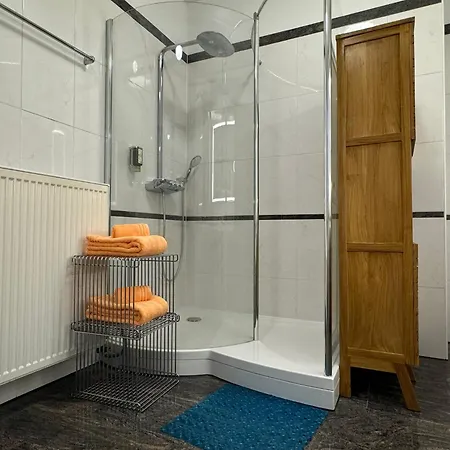 Isartor - Shared Bathroom Μόναχο