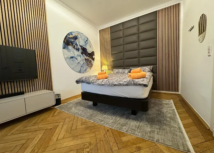 Privatunterkunft Isartor - Shared Bathroom *