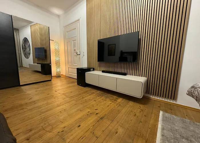 Isartor - Shared Bathroom *