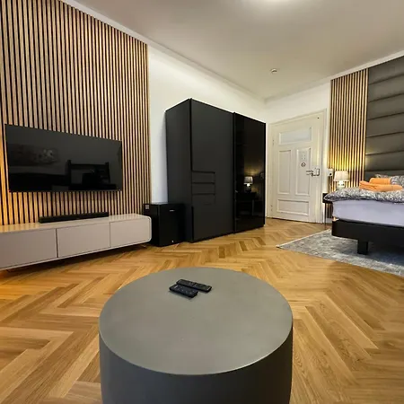 Isartor - Shared Bathroom Privat bolig *